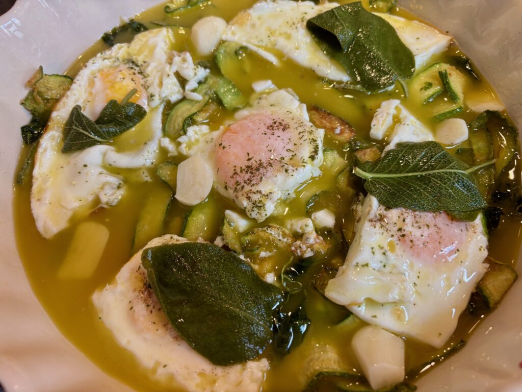 Carpione di uova e zucchine alla roerina